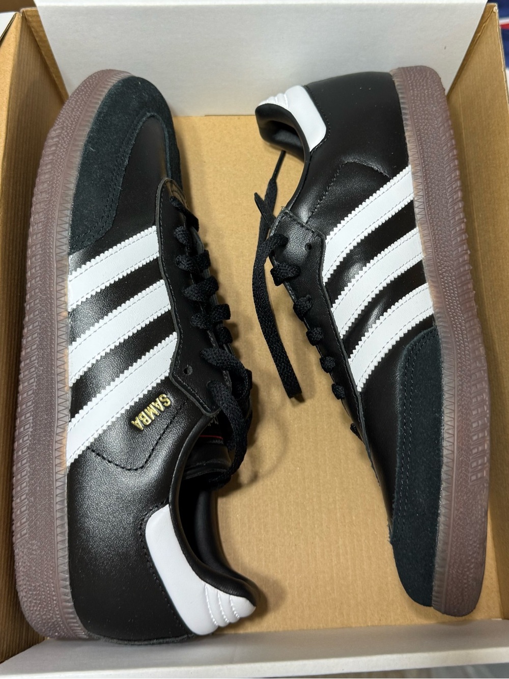 New adidas Black & White Classic Samba Sneakers size 8.5